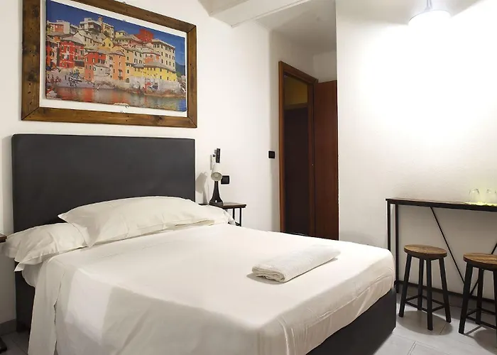 Red And Blues Music Hotel 2*